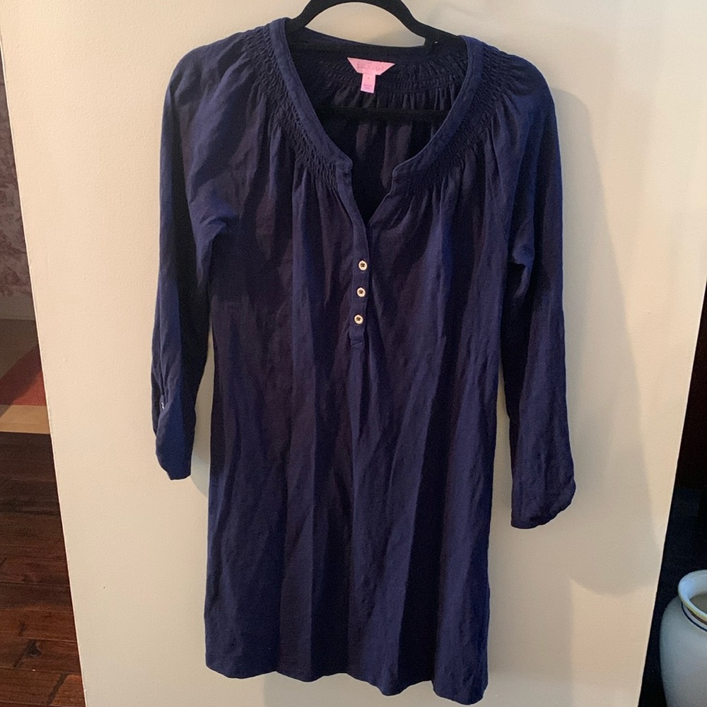 Lilly Pulitzer Cotton and Modal blend shirt dress in navy bluer size small EUC